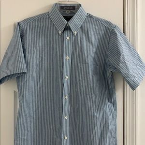 Men’s Claybrooke Short Sleeve Dress Shirt.